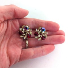 Vintage Lisner Silver Tone Swirled Leaf Cluster AB Crystal Rhinestone Earrings