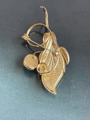 Vintage Scarab Leaf Brooch
