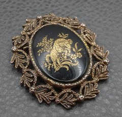 Vintage Aries Zodiac Cameo Ram April May Birthday Convertible Brooch Pendant