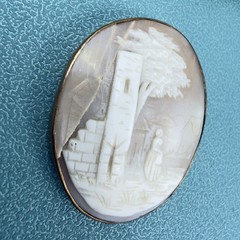 Antique VICTORIAN Carved Scenic Rebecca At The Well Shell CAMEO Brass Brooch Pin
