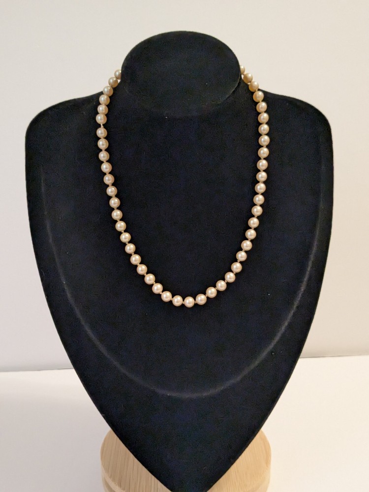 Faux Pearl Vintage Hand Knotted Necklace. Champagne. Barrel Closure 15″.