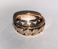 Vintage Handmade Rose Gold Ring with 35x Pavé Set Diamonds, Size O (17.35mm) 4g