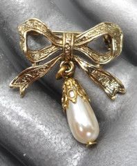 Victorian Revival Embossed Bow Brooch w Pendant Teardrop Faux Pearl Drop 1.25″