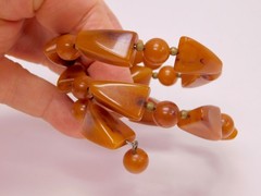 Vintage Bakelite Coil Wire Wrap Golden Brown Bead Bracelet