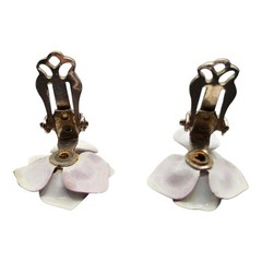 Lilac Enamel Floral Brooch Clip-On Earrings Set Faux Pearls Vintage Jewelry
