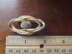 CHRISTIAN DIOR 1974 GERMAN BRUSHED GOLD TONE BROOCH PIN GIFT FOR HER MOM MOTHER