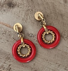 Vintage Red Gold White Double Circle Hoop 2” Drop Resin Stone Clip On Earrings