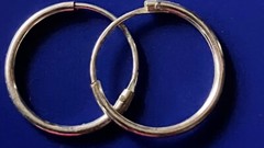 Vintage 925 Sterling Silver 5/8″ 1mm Hollow Hoop Earrings 0.5 Grams ~ J23
