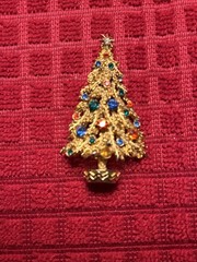 Group Of 3 Christmas 1960s Brooches. Art ,Gerry’s Excellent Condition.