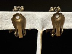Vintage Opaline Glass Pearl Rhinestone Floral Clip Earrings Gold Tone