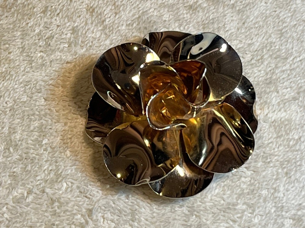Vintage Jeri Lou Gold Tone Rose Flower Scarf Clip