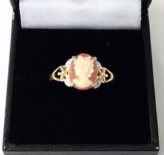 VINTAGE Hand Crafted Cameo W/ Diamonds in 14K Solid Yellow Gold Ring , NEW