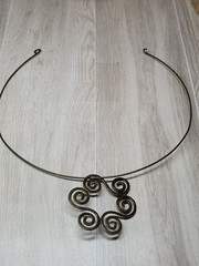 Vintage Art Nouveau Style Brass Choker Necklace Swirl Pendant Boho