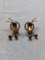 Vintage Gold Tone Garnet Rhinestone Clip On Earrings
