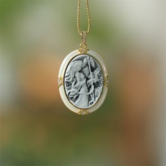 Antique style Cameo Pendant 925 Silver plated Vintage Necklace Estate Jewelry