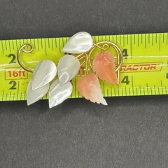 Vintage Carved Conch Shell Mother of Pearl MOP Leaf Flower Floral Spray Brooch