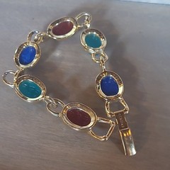 Vintage Trifari Signed Egyptian Revival Scarab Beetle 7.5″ Bracelet