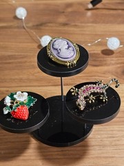 Lot of 16 vintage to modern brooches! Various sizes and styles, one handmade!