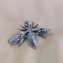Cute Bee Brooch Fashion Crystal Insect Corsage Women Pin Vintage Enamel Brooch