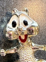 Brooch Pin VTG by Gerry’s Very Light Gold Tone with Painted Details