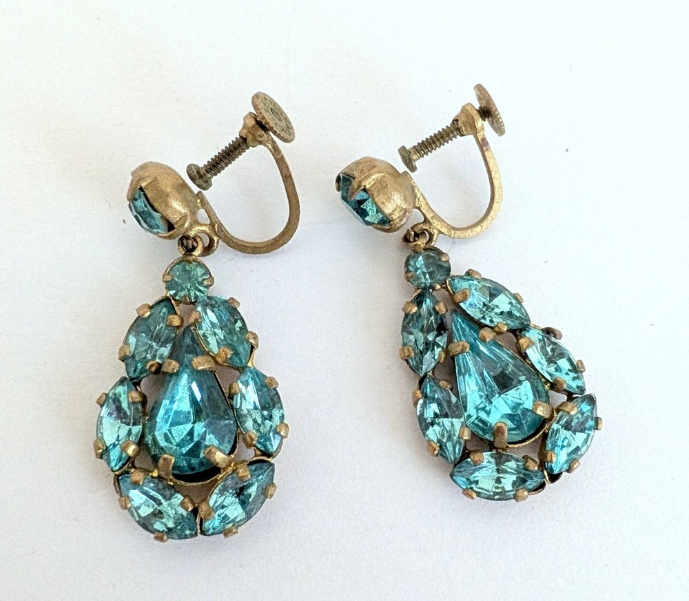 Gorgeous Vintage Czech Open Back Blue Rhinestone Screw Back Earrings