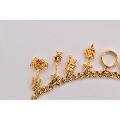 Vintage 12 Days of Christmas Charm Bracelet Gold Tone Chain Holiday 1980s BinD