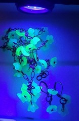 SALE VINTAGE URANIUM OPAL GREEN YELLOW GLASS FLOWER CLUSTER NECKLACE SET ARTISAN