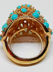 Vintage Crown Trifari Gold Tone Turquoise Dome Adjustable Statement Ring