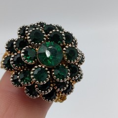 Vintage Dome Ring Green Rhinestone with Woven Stretch Golden Band