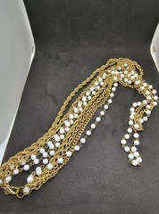 Vintage metal and Pearlesque Necklace Choker Nice clasp Costume Jewelry