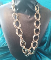 Vintage Gold Tone Chunky Cable Chain Statement Necklace Double Link Toggle Clasp