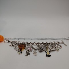 Vintage Lucky Brand Silver Tone “Lucky” Dangling Charms Toggle Bracelet 8″