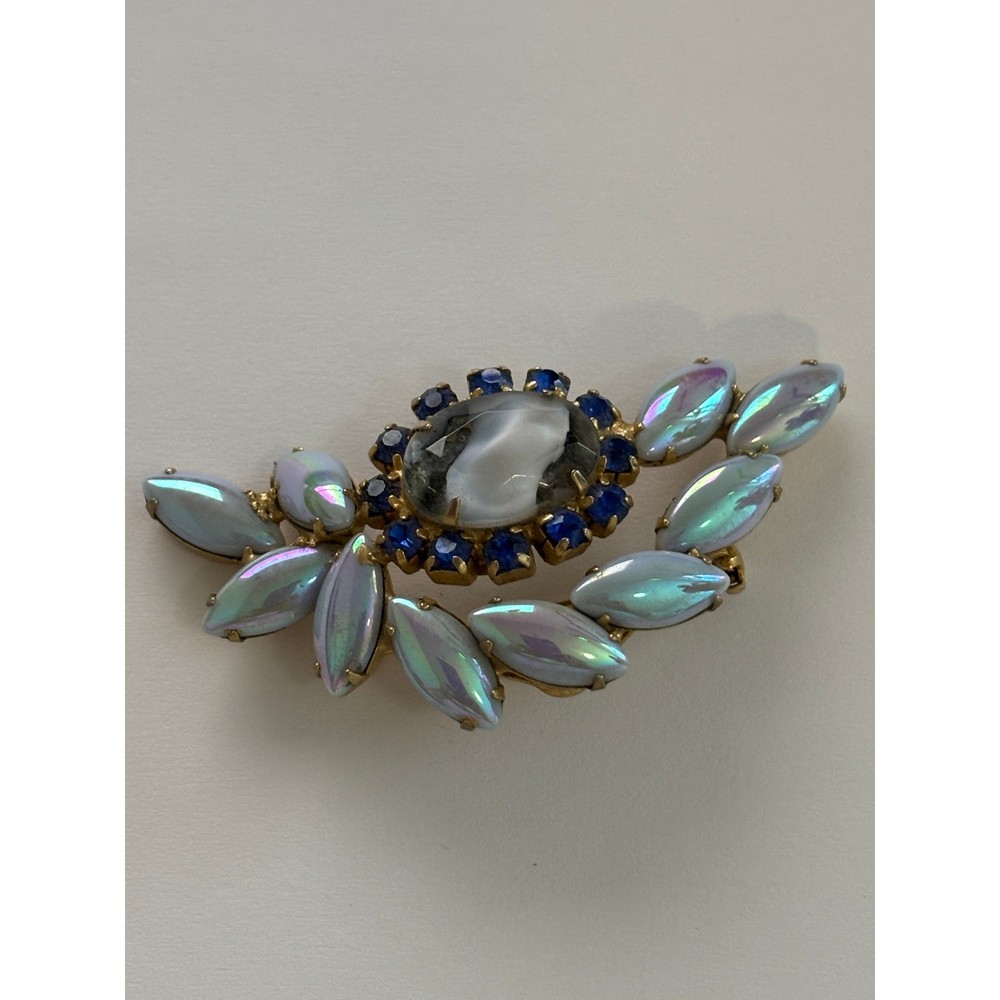 Vintage Brooch Blue Opalescent Stones Givre Glass Center Gold Tone