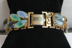 Vintage 1950’s-60’s Opaline Navette Cabochon Rhinestone Glass Gold Tone Bracelet