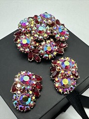 Vintage Rare Crown TRIFARI Red AB Rhinestone Contessa Brooch & Earring Set #791