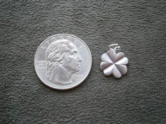 Lucky Four Leaf Clover Vintage Sterling Silver Bracelet Charm Pendant 1.3g