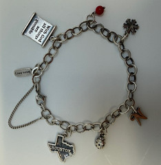 James Avery Sterling silver Charm bracelet with 6 Charms 7.5 Inch. 18+ Grams.