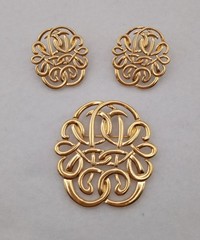 Gold Tone Monogram Jewelry Set, Brooch / Pendant With Pierced Earrings