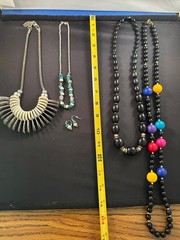 Vintage To Modern Costume Jewelry Lot 100% Wearable Or Resell Necklaces + J26