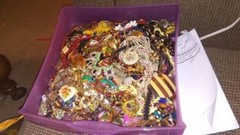 Estate Jewelry Lot ALL GOOD Wearable Resell Vintage Now 12+ Pcs Brooch Earring