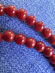Vintage Red Coral Bead Necklace 18” 5.5mm Round Beads 14K Gold Clasp
