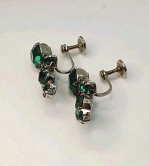 Art Deco Green Rhinestone Earrings Dangle Screw Back 1″