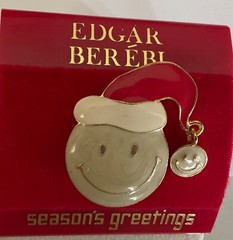 Edgar Berebi Smiley Face Santa Have a Nice Day Pin Vintage Christmas