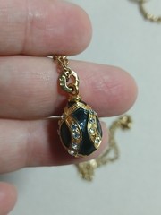 Vintage Edgar Berebi Rhinestone Enamel Gold Tone Egg Pendant Necklace