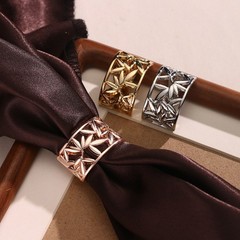 Arc Shape Hollow Design Scarf Clips Zinc Alloy Scarves Brooches Handkerchiefs
