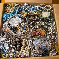 3 Lbs Jewelry Unsearched Huge Lot Vtg Vintage & New Junk & Wear Resell Tangles