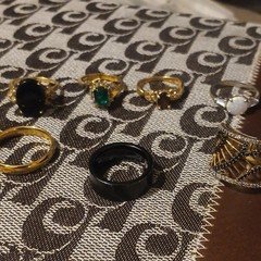 7pc Mixed Lot Rings Metal w/ Opal Stone – Gold, Silver & Black Colors Costume