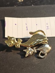 Vintage Brooch Gold Silver Tone Cat Kitten Siamese Mother Baby Pin Feline Love