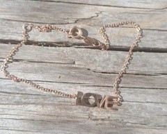Vtg LOVE Charm Bracelet MB Signed Goldtone Chain 7″