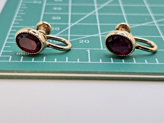 Vintage 1/20th 12K Gold Filled Earrings Screw Clasp Bezel Set Garnets Elegant!
